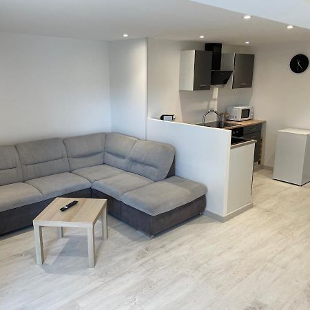 Joli Logement Au Pied Des Alpilles Eyguières Екстериор снимка